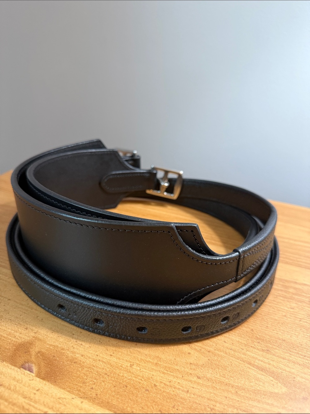 SIE Equestrian Stirrup Leathers in Black